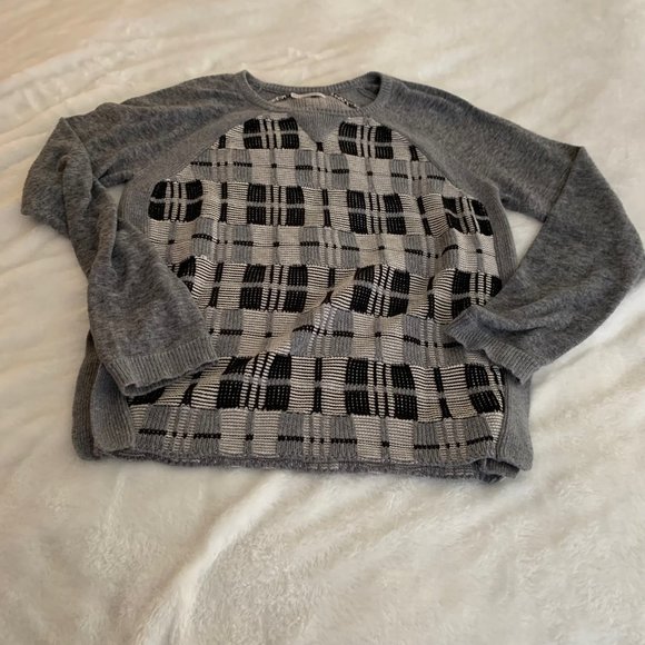 Two Sweaters - Rachel Rachel Roy and Jessica Simpson Gray Sweaters Size M - Picture 3 of 16